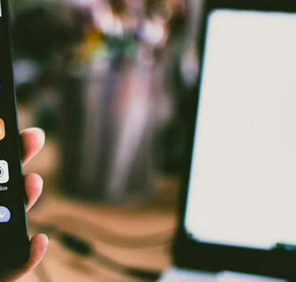 ¿Viaja en vacaciones? Guía para ahorrar datos móviles sin depender del WiFi