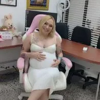 Caso de Vivian Polanía daría giro por lo que encontraron en su pieza: hay rastros de droga por 26 papeletas de cocaína, según Néstor Morales. 