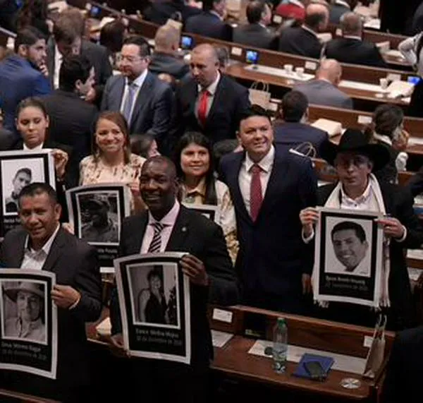 Estos son los siete representantes de las curules de paz que buscarán la reelección al Congreso en 2026