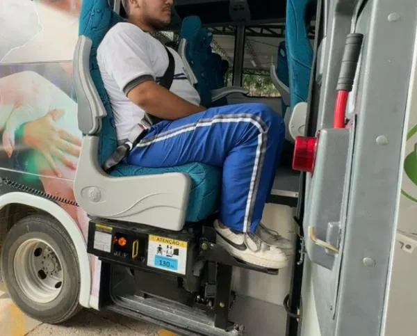 Por el Magdalena Medio rueda un bus incluyente