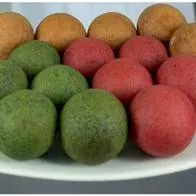 ¿Qué lleva la masa para buñuelos? Hay de colores navideños en Cali y baratos 