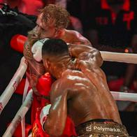 Cómo fue nocaut de Anthony Joshua a Jake Paul, en video, y qué lesión le provocó