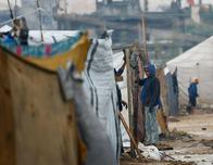 Gaza: avanzan diálogos para segunda fase de la frágil tregua, mientras niños mueren por el invierno