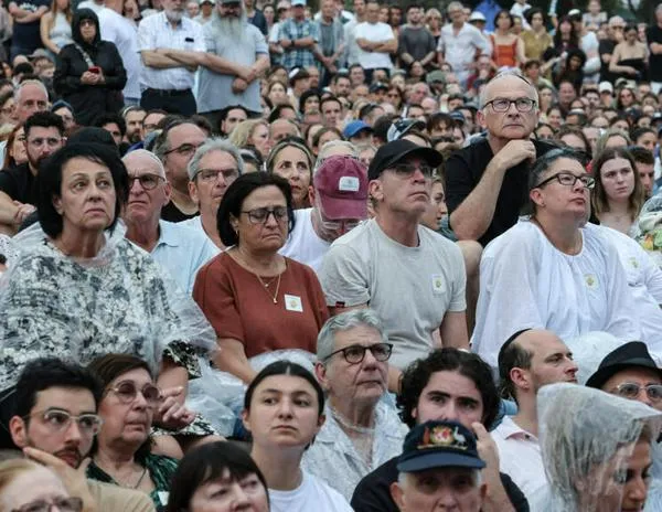 Australia guarda silencio por las víctimas del atentado antisemita en Sídney