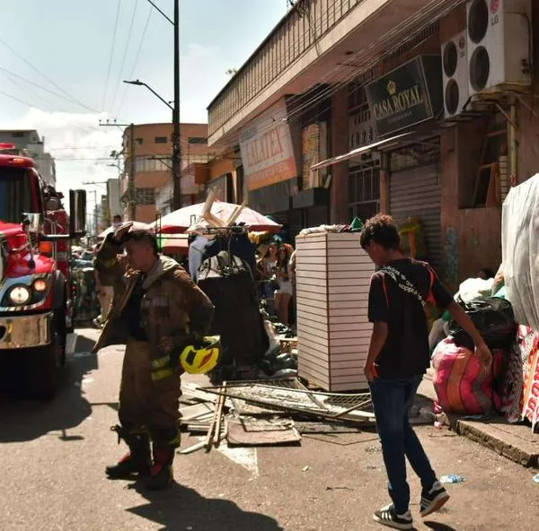 Incendio en Bucaramanga hoy con locales destruidos y cómo se vivió la emergencia