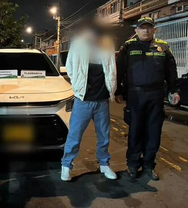 El carro se apagó y la Policía los capturó: insólito robo frustrado en Engativá
