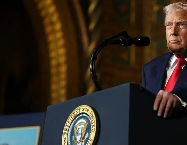 Lo más "inteligente" sería que Maduro deje el poder, sugiere Trump