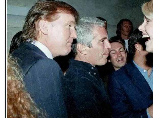 Cientos de referencias a Trump en los 8000 nuevos documentos de Epstein