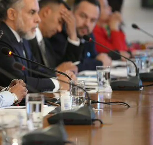 Le exigen a la Corte que revise de forma inmediata la nueva emergencia económica de Petro