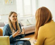 Pensión de mujeres en Colombia cambiará en 2026: empieza la reducción de semanas