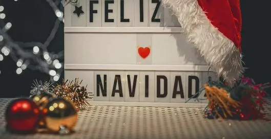 ¿No encuentra las palabras para desear una feliz Navidad? Mensajes listos para enviar y compartir