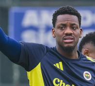 Escándalo en el Fenerbahçe; jefe de Jhon Durán fue detenido "por su supuesto uso de drogas"