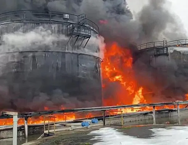 Rusia reporta incendio en Temryuk tras ataque con drones ucranianos