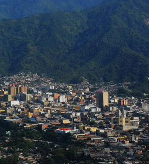 Alertan fallas y retrasos en obra de adecuación del Parque Centenario de Ibagué (Tolima)