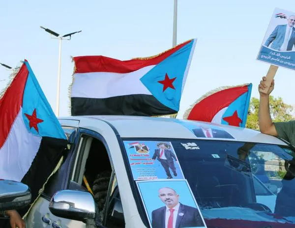 Arabia Saudita respalda al Gobierno de Yemen e insta a los separatistas a retirarse de las provincias ocupadas