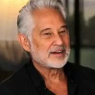 "Una rumba ni la...": Manuel Teodoro estuvo 65 días internado, por lío que vivió con el alcohol. También lleva soltero 2 años. 