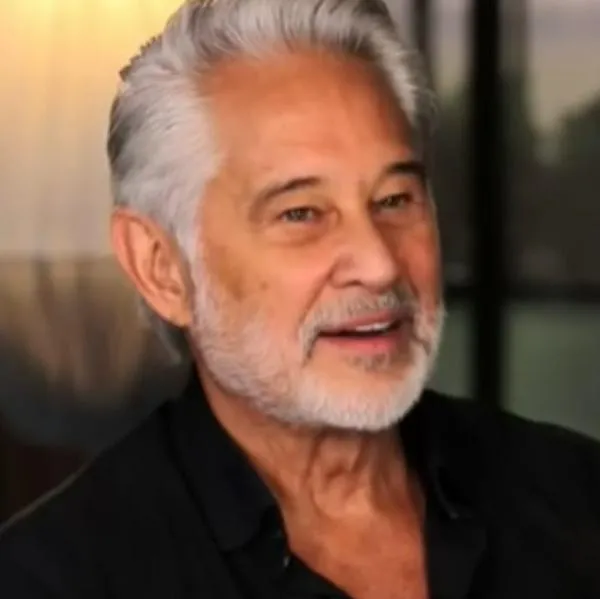 "Una rumba ni la...": Manuel Teodoro estuvo 65 días internado, por lío que vivió con el alcohol. También lleva soltero 2 años. 