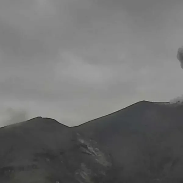 Volcán Puracé continúa inestable tras nuevas emisiones de ceniza