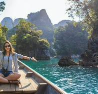 ¿Qué hay que llevar siempre en el celular cuando se sale de viaje?