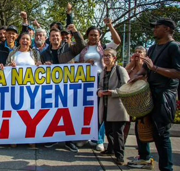 Llamado a constituyente sigue generando ruidos: esto dice la ley sobre la convocatoria