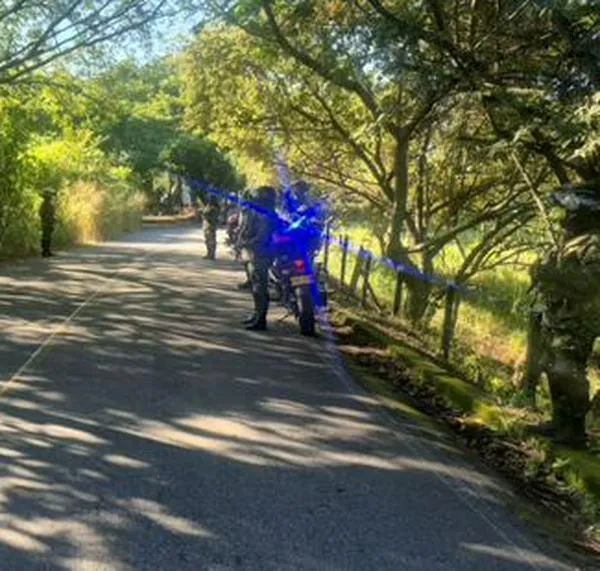 Autoridades despejan vía San Luis (Tolima) tras alerta de un cilindro sin carga explosiva 