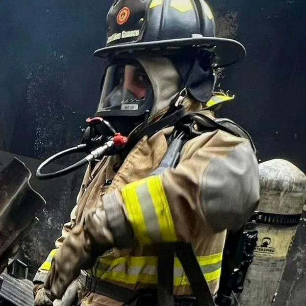 Incendio en plena víspera de Año Nuevo provocó pánico en Bogotá 