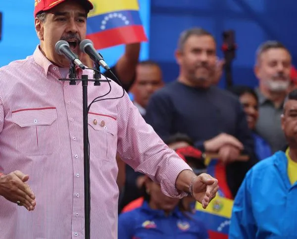 Maduro garantiza "la integridad territorial" de Venezuela ante presunto ataque de EE.UU.