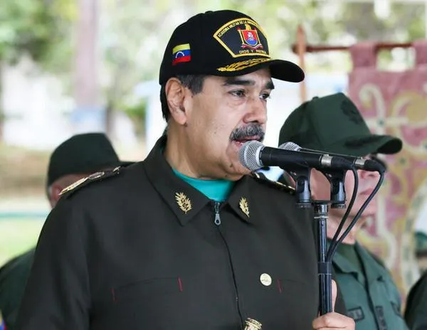 Maduro dice estar listo "para negociar" con EE. UU. sobre narcotráfico y petróleo