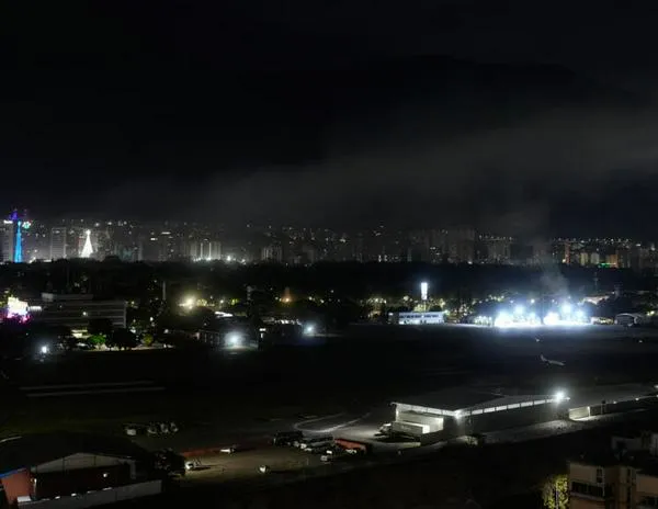 Lo que se sabe a cerca de los bombardeos y sobrevuelos sobre Caracas