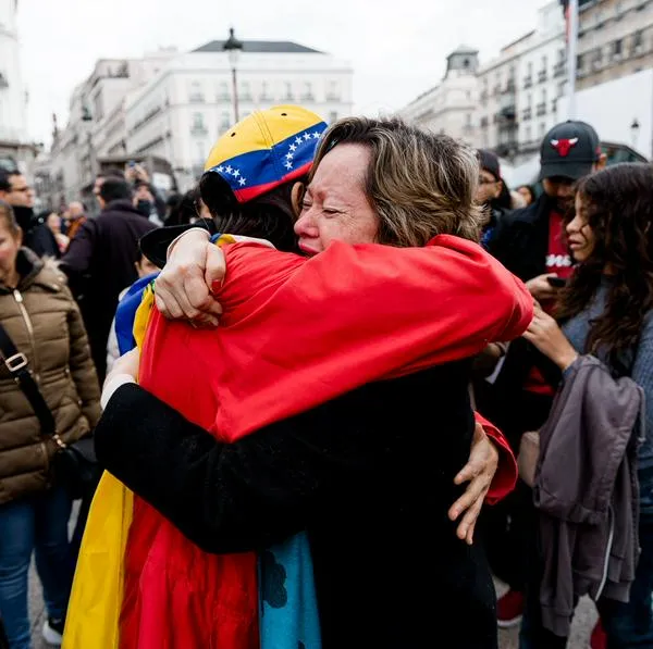 Venezolanos celebrando