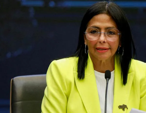 Supremo venezolano ordena que Delcy Rodríguez asuma como presidenta interina tras captura de Maduro