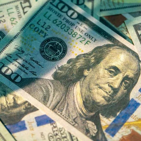 Cómo está el dólar hoy 5 de enero en Colombia: tuvo fuerte alza