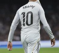 Kylian Mbappé no se baja de la Supercopa de España; novedades en su recuperación