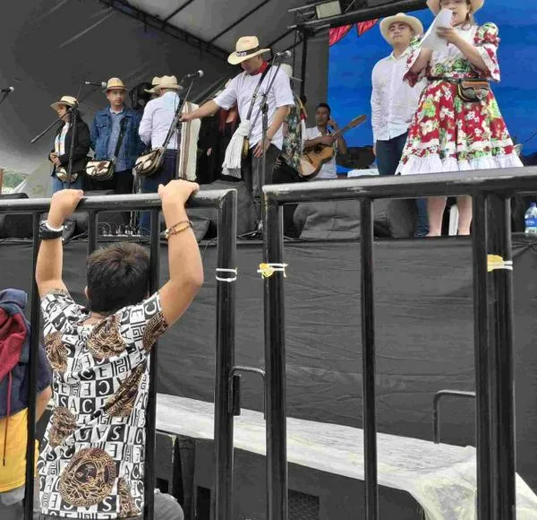 Trovadores de toda Colombia se reúnen en Manizales: Festival de la Trova en su 39ª edición