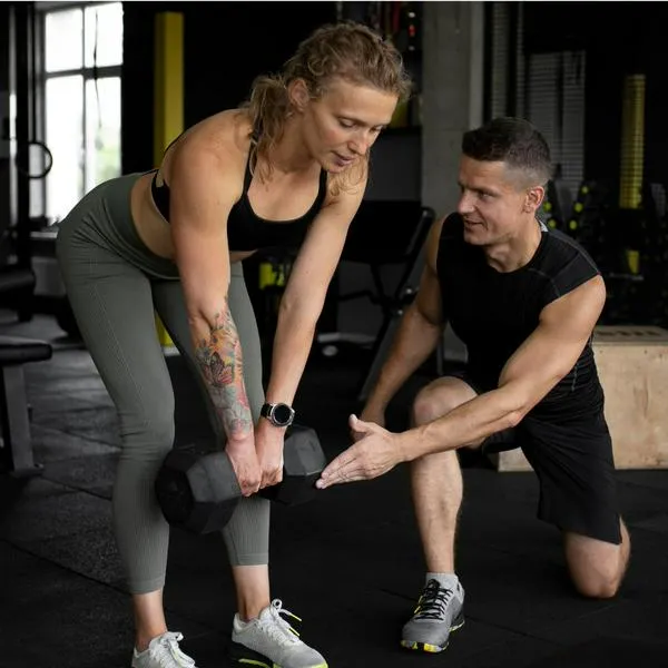 ¿Cuánto vale inscribirse al gimnasio en Colombia 2026? Tarifas para sudar exceso