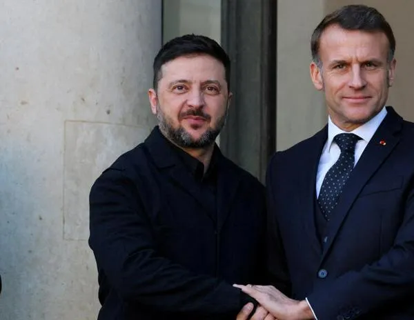 ‘Coalición de voluntarios’, dispuesta a adoptar un sistema de garantías vinculantes, mientras se reúne en París