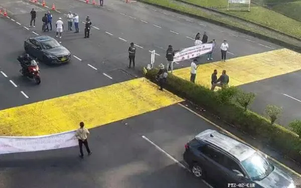 "Hay una realidad paralela de lo que imagina el Gobierno y lo que se puede hacer en peajes": Guido Echeverri