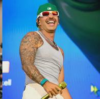 Blessd rompe el silencio sobre su pelea con Feid: “Dos hombres dándose puños”