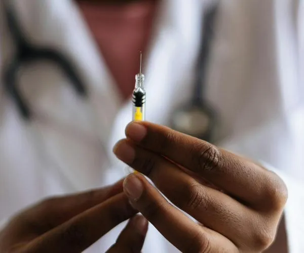 Conozca el nuevo formato del certificado de vacunación contra la fiebre amarilla en Cali