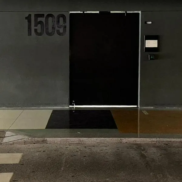 Famosa marca que funcionaba en bodegas pasó a centros comerciales: negocio cambió por completo y ahora modelo de ganancias es diferente. 