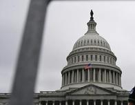 Senado de EE. UU. vota a favor de una medida que limita los poderes de guerra de Trump en Venezuela