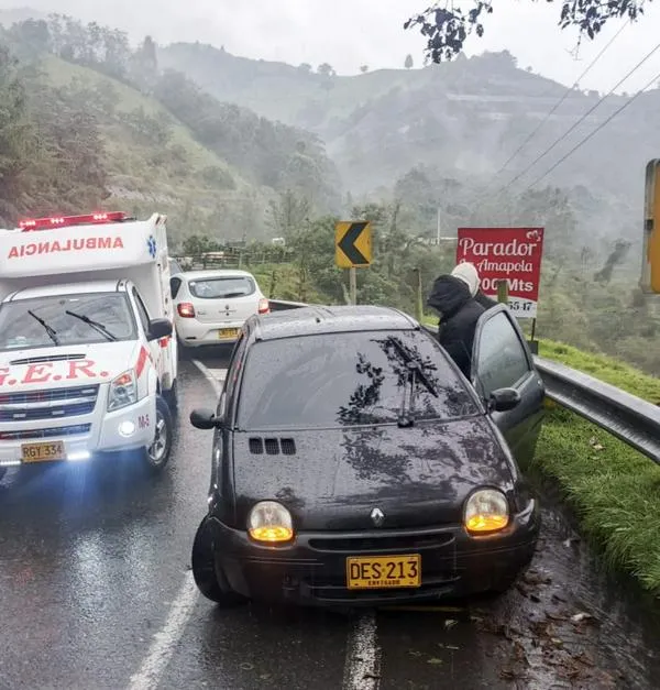 Falla mecánica sería causante de accidente en vía Manizales-Bogotá 