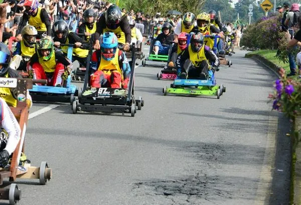 ¿Cómo mantener la tradición? aficionados de los carritos de balineras preguntan y Alcaldía de Manizales se plantea retos