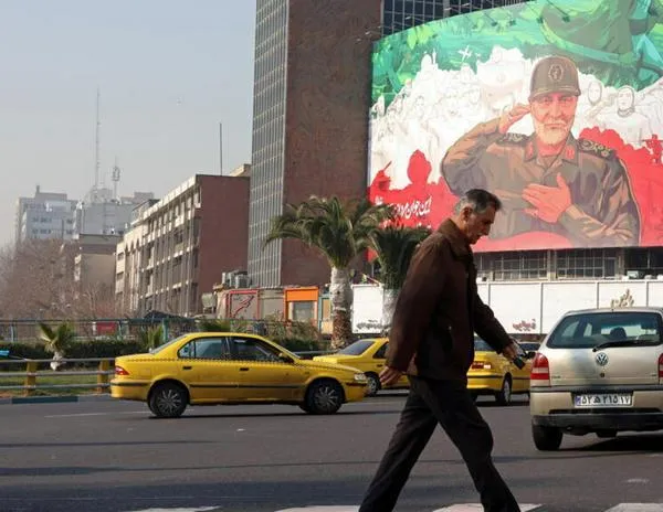 Aumentan las protestas antigubernamentales en Irán en medio de un apagón de comunicaciones