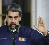 CARACAS, VENEZUELA - NOVEMBER 21: President of Venezuela Nicolás Maduro speaks during a march as part of the "Venezuelan Student Day" at Miraflores on November 21, 2025 in Caracas, Venezuela. (Photo by Jesus Vargas/Getty Images)