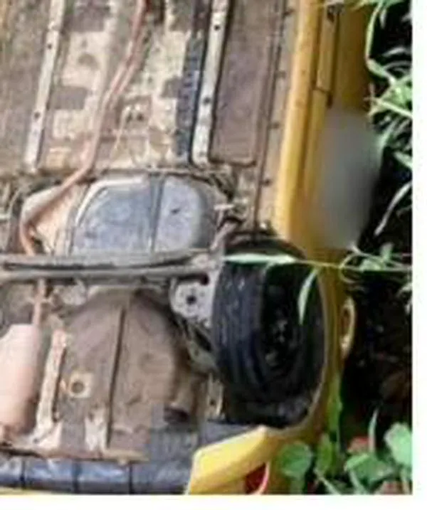 Dos taxistas cayeron por barrancos en Antioquia; uno resultó muerto