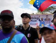 El chavismo marcha por libertad de Maduro una semana después de su captura en bombardeo de EEUU