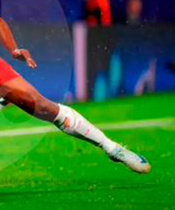 Jhon Solís salió del Girona español y llegó a reforzar equipo de la segunda división de Inglaterra