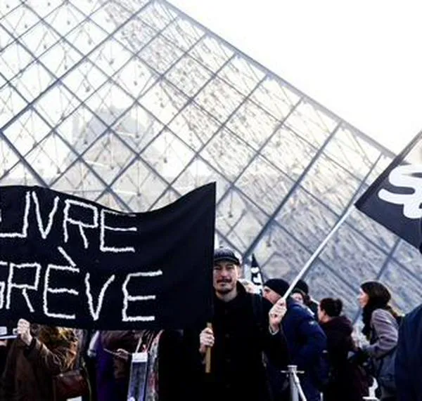 El Museo del Louvre continúa  completamente cerrado por la huelga de sus trabajadores