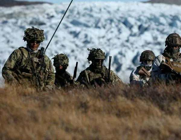 "Nuestra seguridad y defensa pertenecen a la OTAN": Groenlandia, tras amenazas de Trump